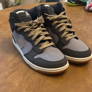 Nike Men's Sneakers - Black and Brown